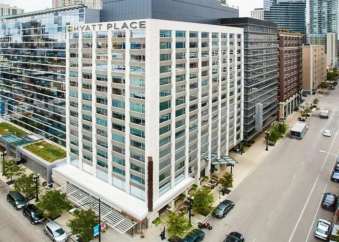 Hyatt Place River North Hotel 3*
